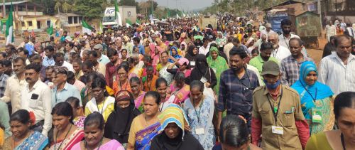 Encroachment fight in Mirjan Along with legal awareness march