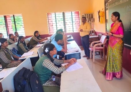 Government school District Collector's lesson for high school students!