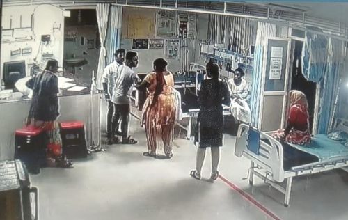 Lalli's rampage for a silly reason: Showing slippers to healthcare workers and making fun of them!