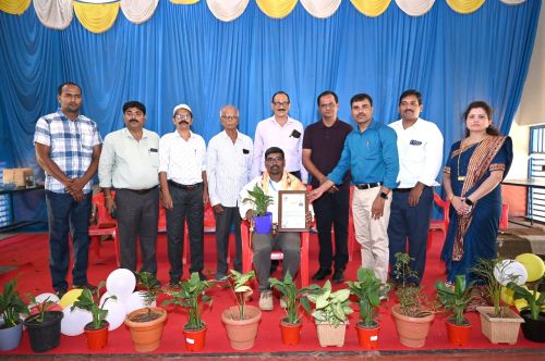 People-friendly banking officer honored