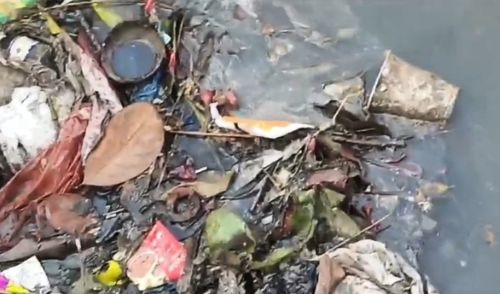 The mantra of cleanliness is only in the text: The Sirsi Big Canal a center for disease spread!