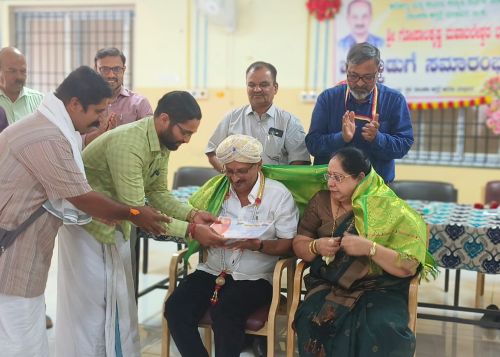 X-ray specialist who served even on his retirement day!
