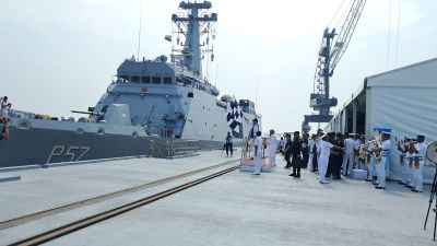 IOS SAGAR This is news that will make the country happy Defense Minister arrives in Karwar India is ready to crush China!