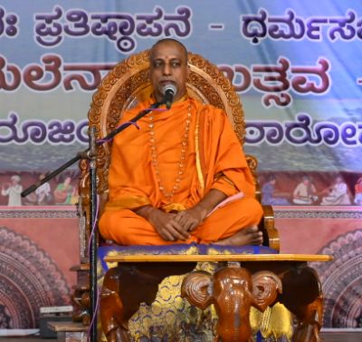 Shri Maruti Guruji's quote There is no God without devotees!