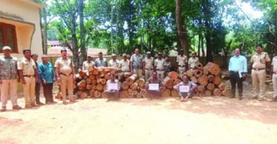 Teak smuggling Three arrested - two escape!