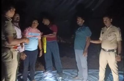 Andar Bahar game in the forest Three people were caught... More than six people ran away!