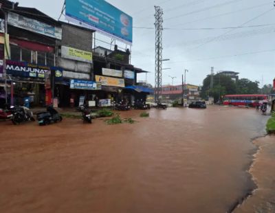 Uttara Kannada Hill collapses in several places.. People's lives are in chaos Torrential rain on the coast!